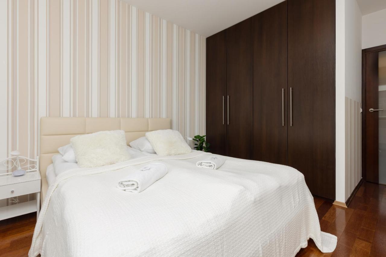 Apartments Mokotow Obrzezna By Noclegi Renters Warschau Buitenkant foto